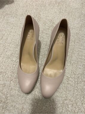 Naturalizer Blush Pink Round-Toe Leather Pumps